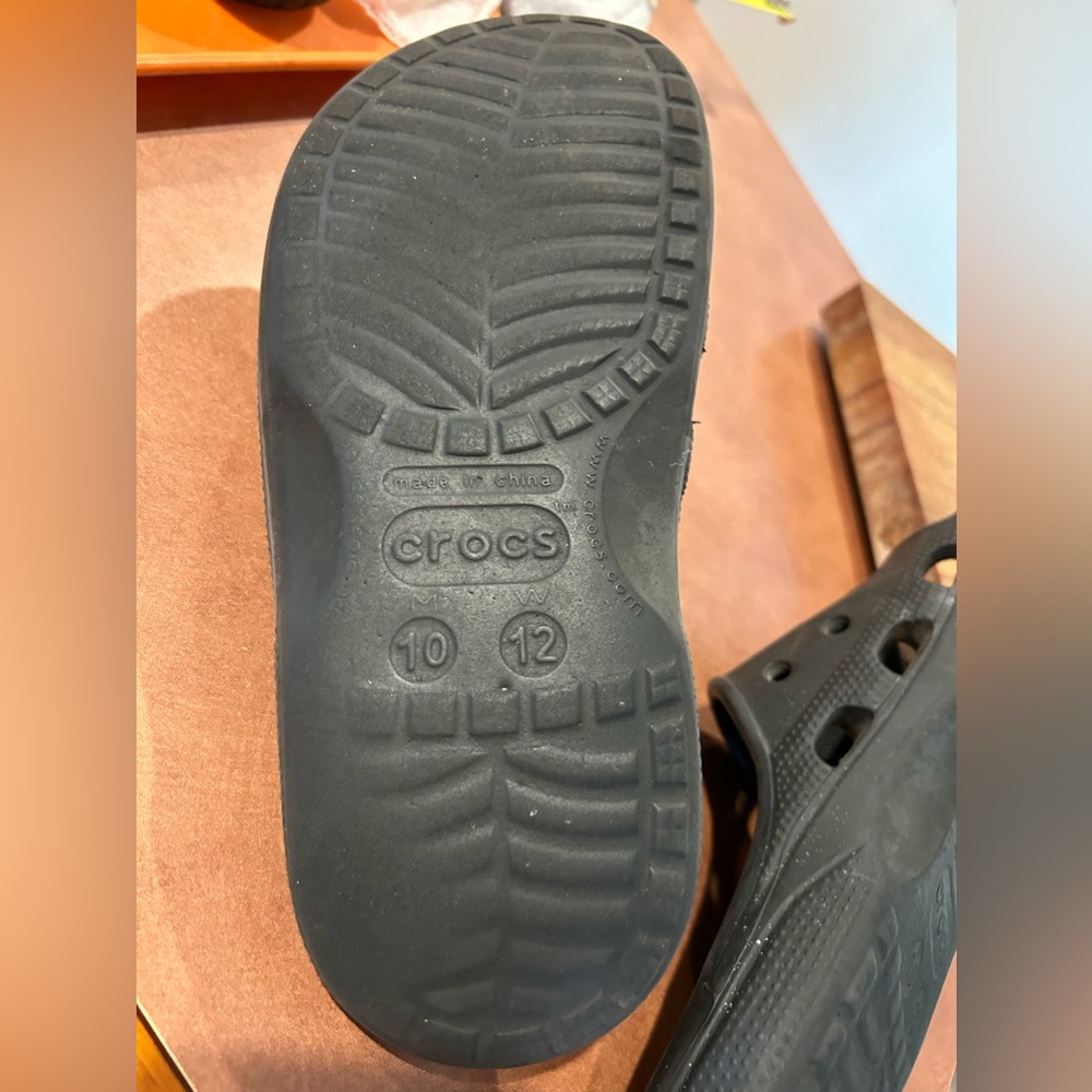 Crocs slip on black size 10 men’s 12 women’s - Picture 6 of 6